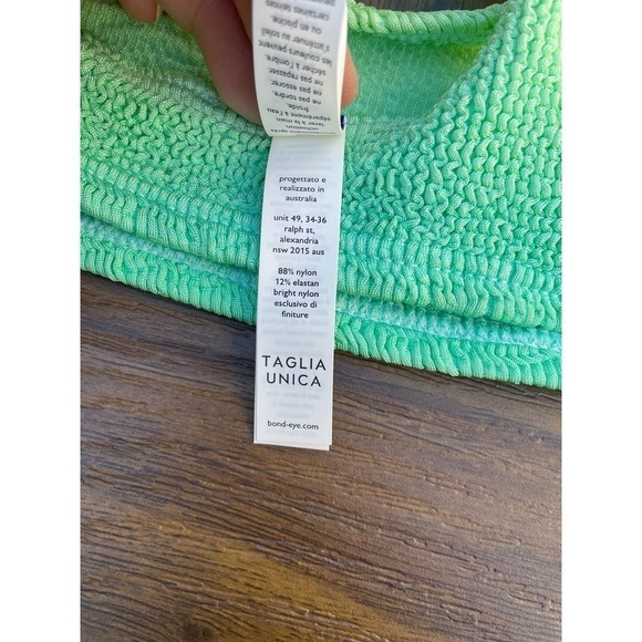 Bound by bond-eye Australia one size green bikini top - Picture 8 of 8